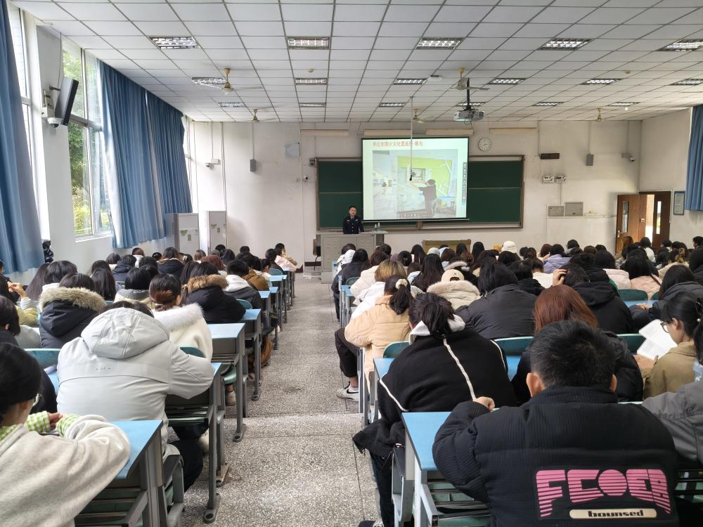 XHAa_1763975398075041613.jpg IMG20251119143920.jpg